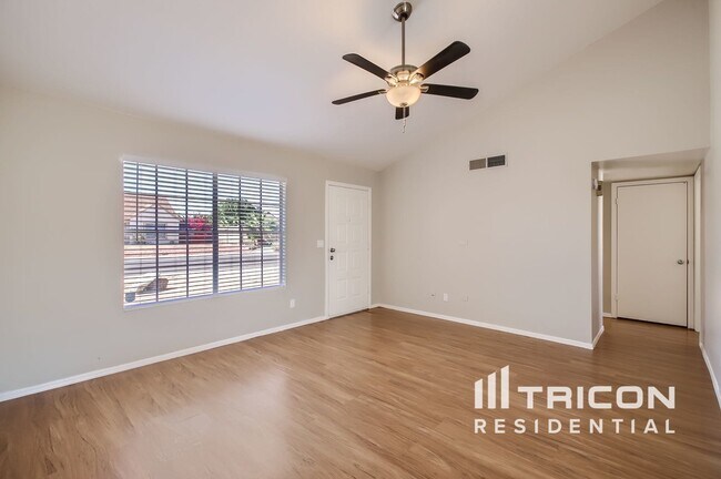 Foto del edificio - 19215 N 47th Ave