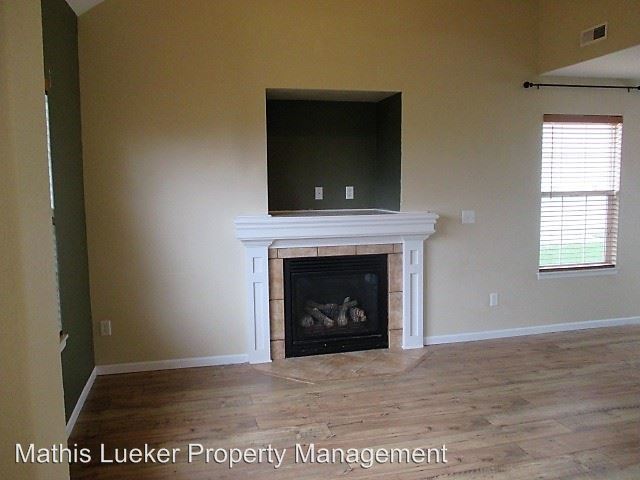 Building Photo - 2127 Brooke Bnd