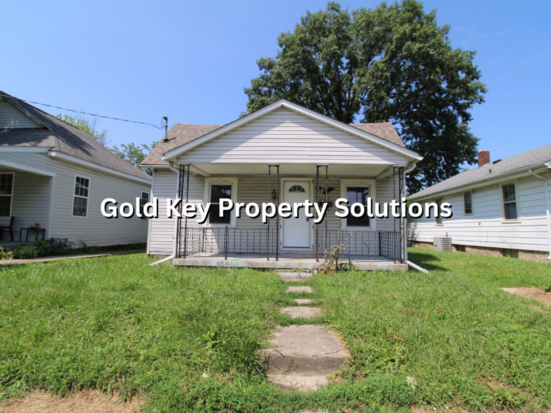 Foto principal - 2 BR 1 BA House with New Carpet and Paint ...