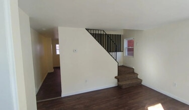 Building Photo - 313 Highland Ave