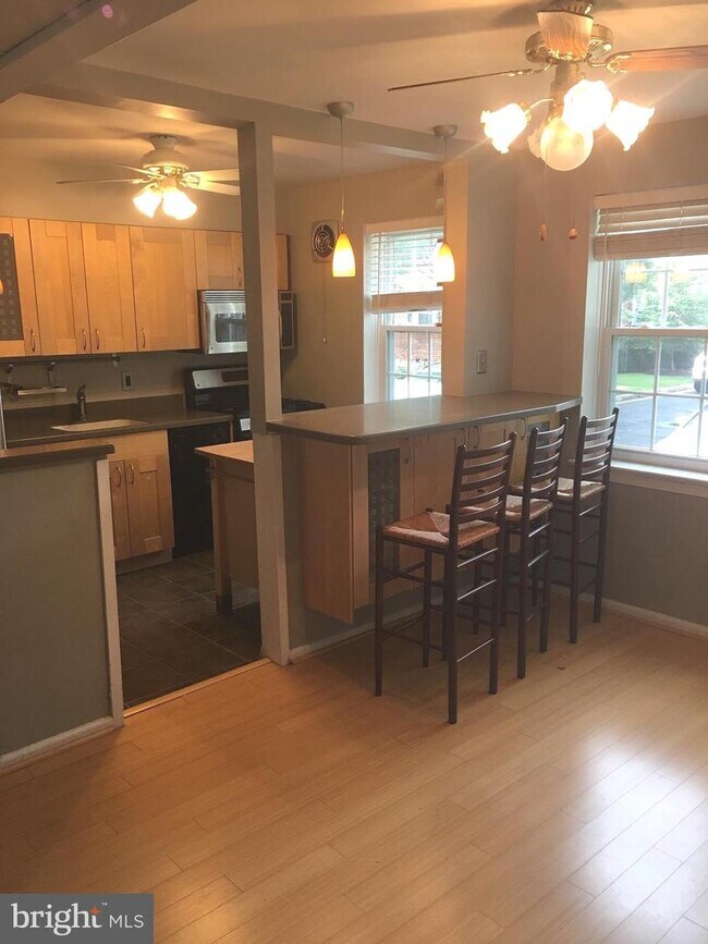 Foto del edificio - 1101 Belle View Blvd