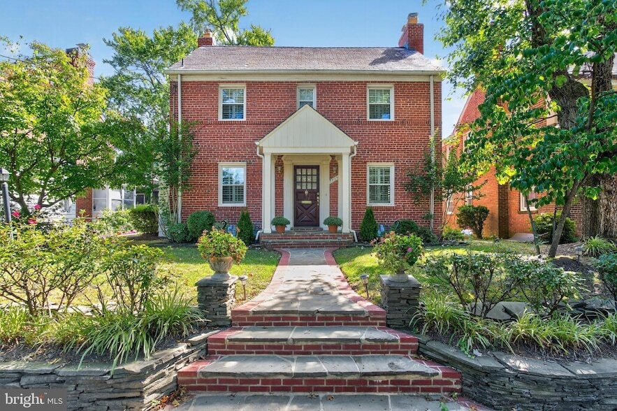 Foto principal - 7819 12th St NW