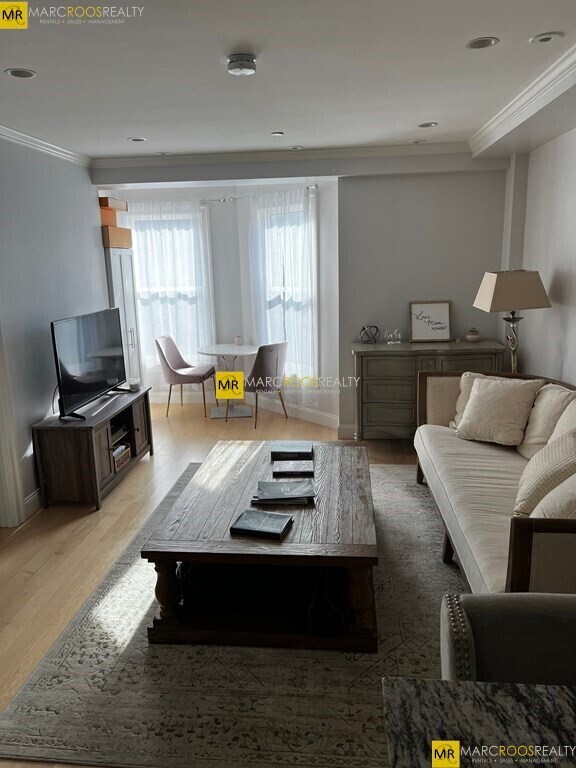 Foto del edificio - 296 Beacon St