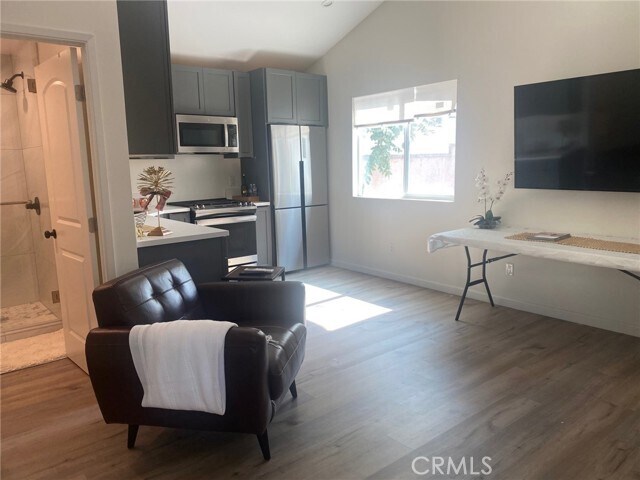 Foto del edificio - 1338 N Park Ave