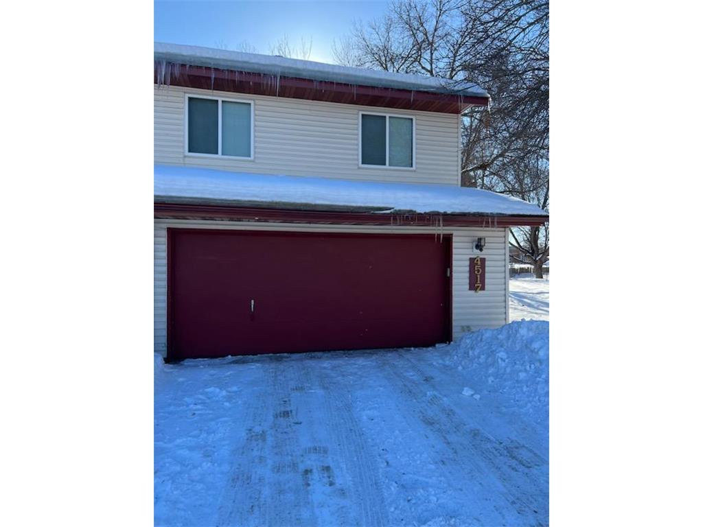 4517 Scott Trail, Eagan, MN 55122 Townhome Rentals in Eagan MN