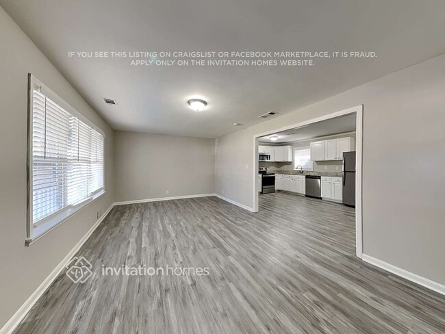 Building Photo - 2932 Heather Dr