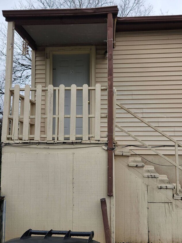 Primary Photo - 203 Baugh St
