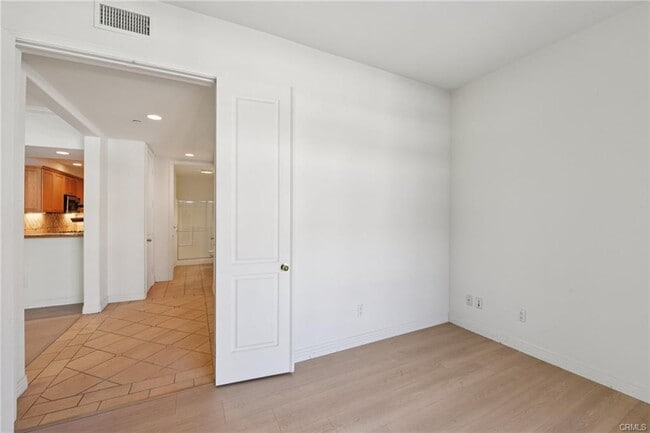 Building Photo - 742 Locust St