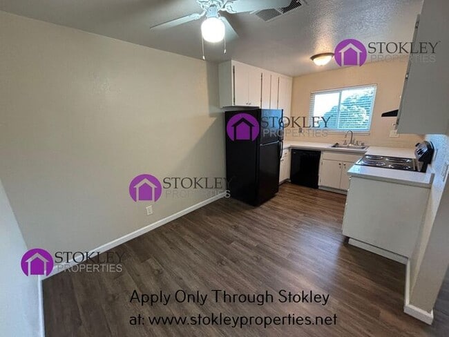 Foto del edificio - 305 E St