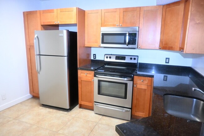 Foto del edificio - 8721 Wiles Rd