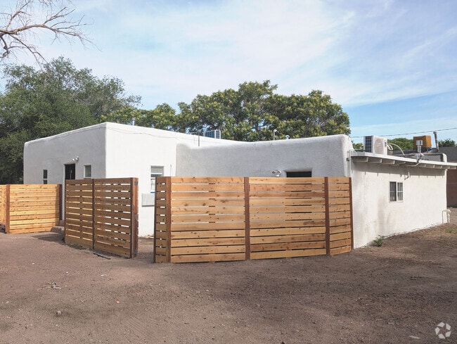Building Photo - 1203 Barelas St SW