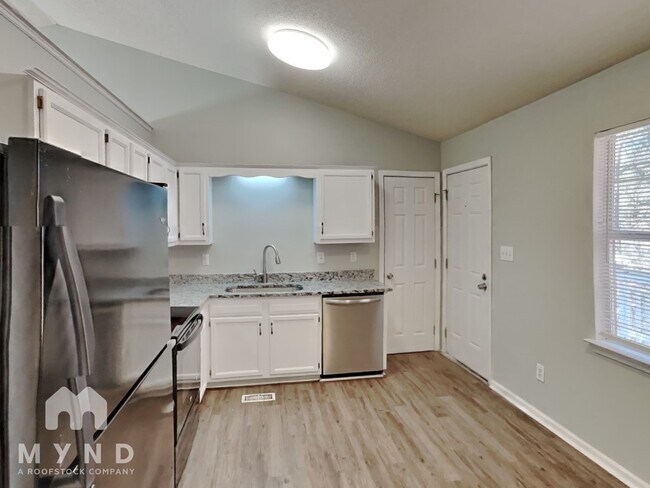 Foto del edificio - 712 14th Ave NW