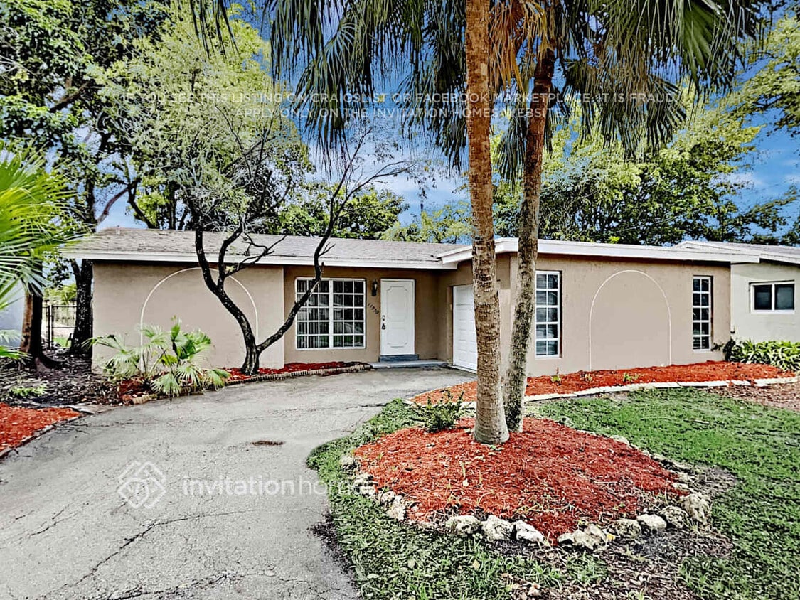 Primary Photo - 11930 NW 33rd St