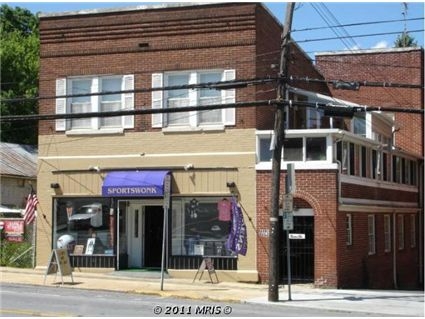 \ - 1210 Main St