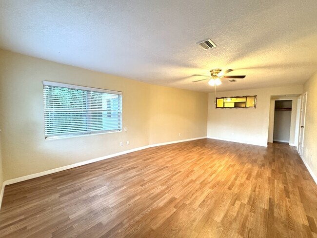 Foto del edificio - 3606 Ogletree Ct