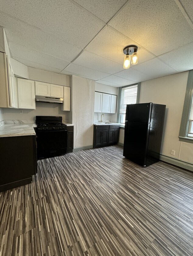 Unit 2 - 412 Union St