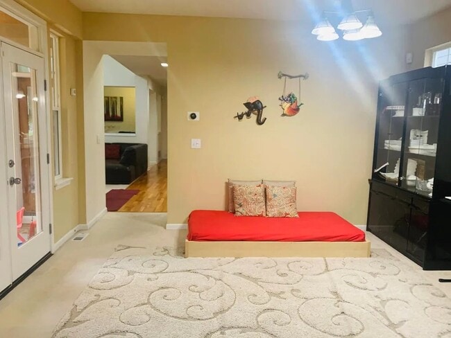 Building Photo - 22531 NE Cascara Cir
