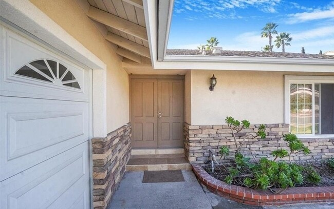 Foto del edificio - 24121 El Tiradore Cir