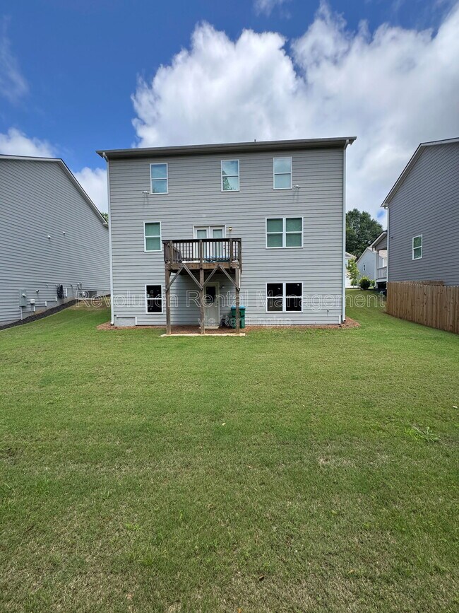 Building Photo - 487 Walnut Grv Wy