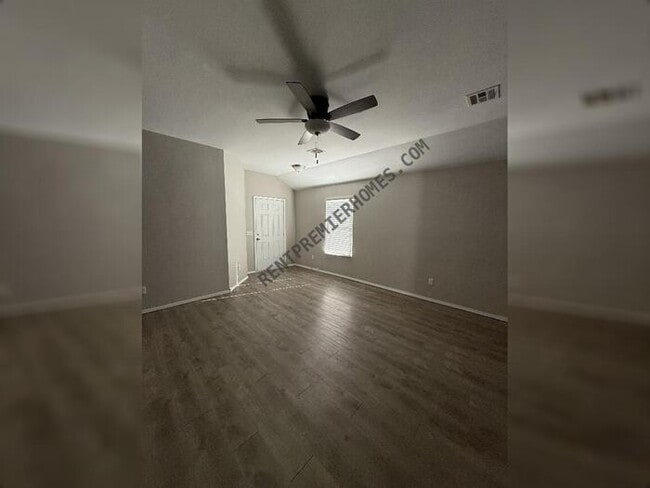 Building Photo - 7525 Lipizzan Rd