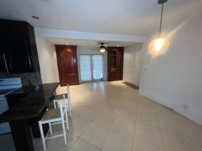 Foto del edificio - 3651 NE 14th Ave