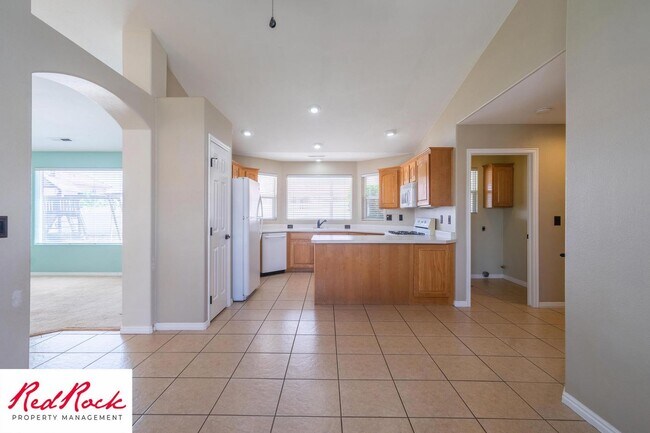 Foto del edificio - Pet Friendly Santa Clara Home, 6 Month Lease Only