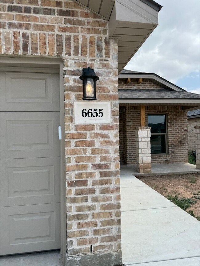 Building Photo - Brand new construction 3/2/2 CISD