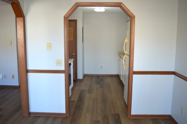 Foto del edificio - 1237 Sunfield St