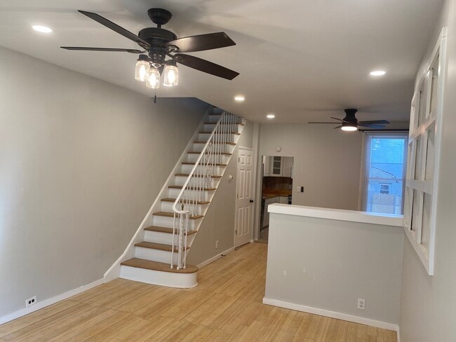 Living Room - 3145 Almond St