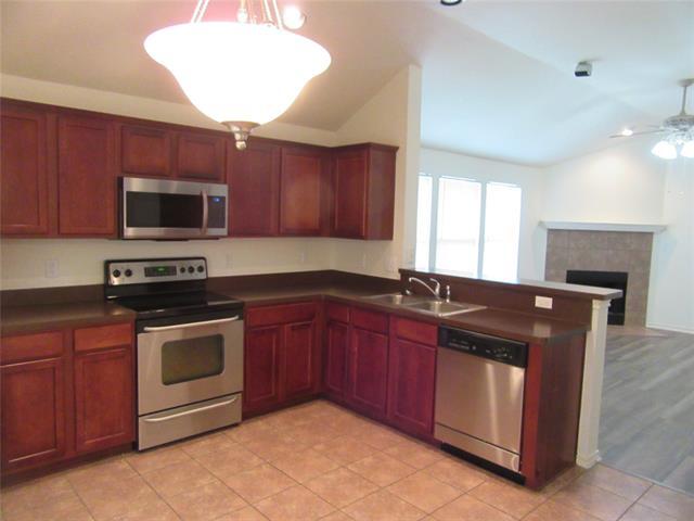 Foto del edificio - 1213 Oak Hollow Ln