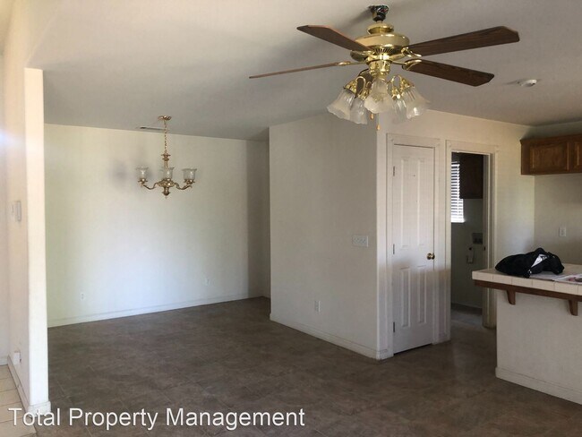 Building Photo - 3 br, 2 bath House - 1235 Brentwood St