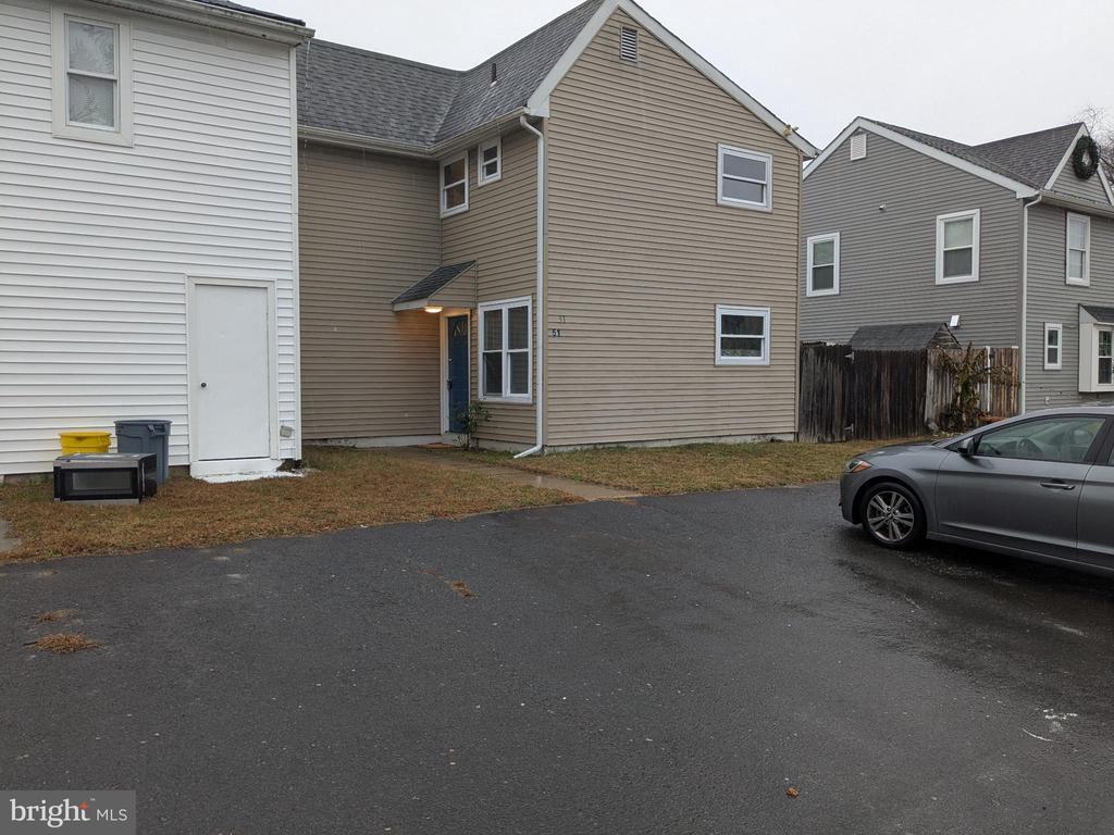 Foto principal - 51 Noble Rd