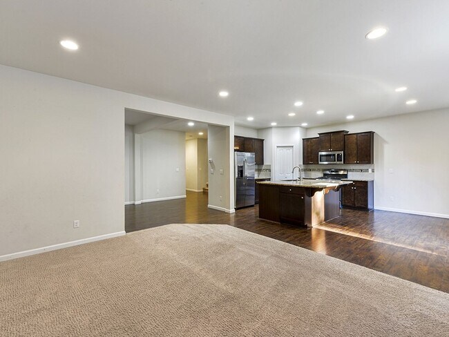 Foto del edificio - Stunning 4+ Bedroom 2.5 Bath Lea Hill, Auburn