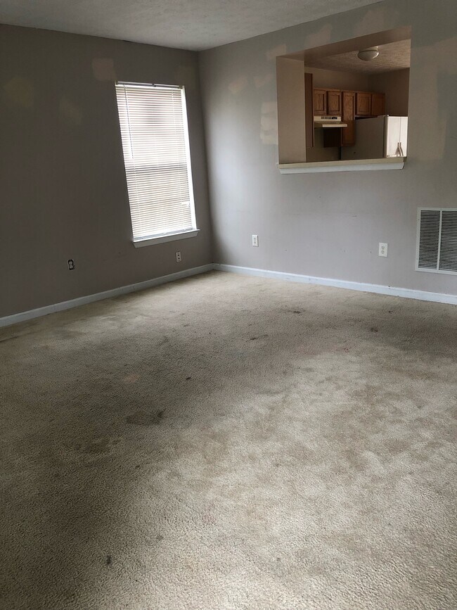 Main Living Area - 2009 Amber Way