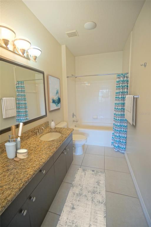 Foto del edificio - 4304 Bayside Village Dr