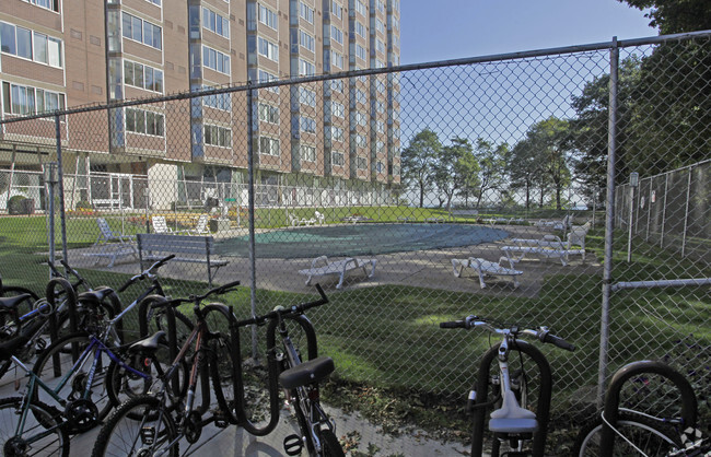 Building Photo - Lakeshore Tower Apartments