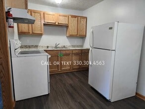 Building Photo - 7270 Stuhldreher St NW