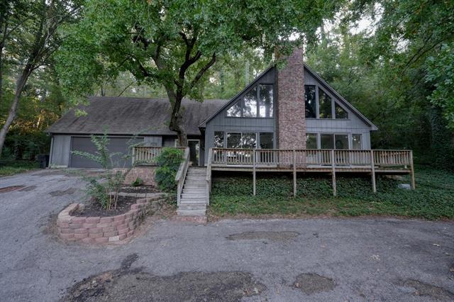Primary Photo - 203 Hideaway Lane Central