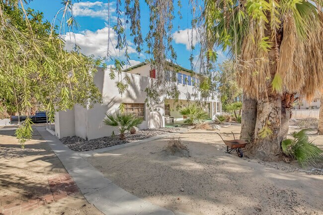 Building Photo - 51650 Avenida Bermudas
