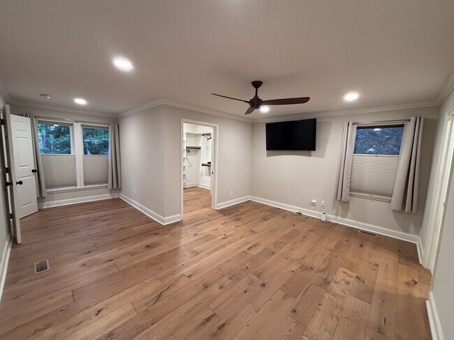 Building Photo - 65 Pinyon Cir