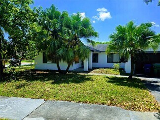 Building Photo - 20504 NE 9th Ct