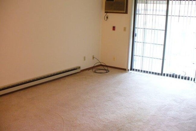 Foto del edificio - 203 Ski Ct