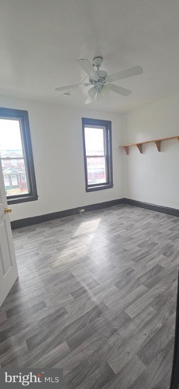 Foto del edificio - 3258 N Park Ave