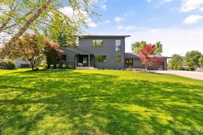 Building Photo - 2777 Donna Dr