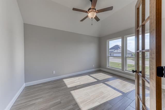 Building Photo - 112 Oak View Dr