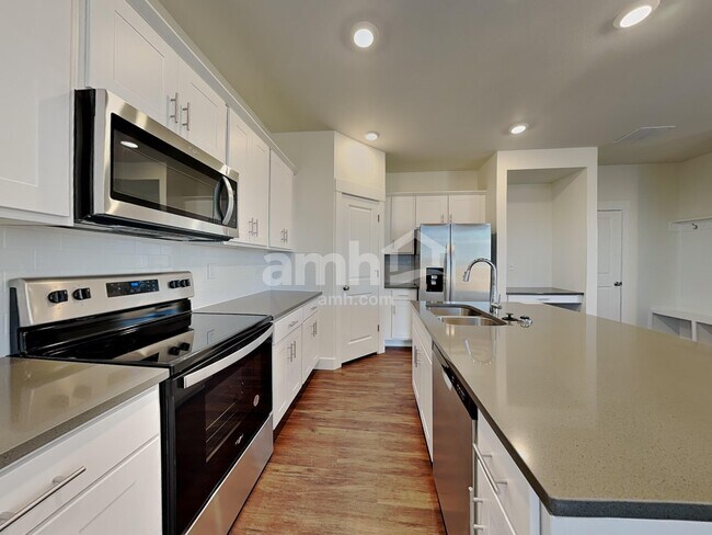 Foto del edificio - 6074 Walleye Dr