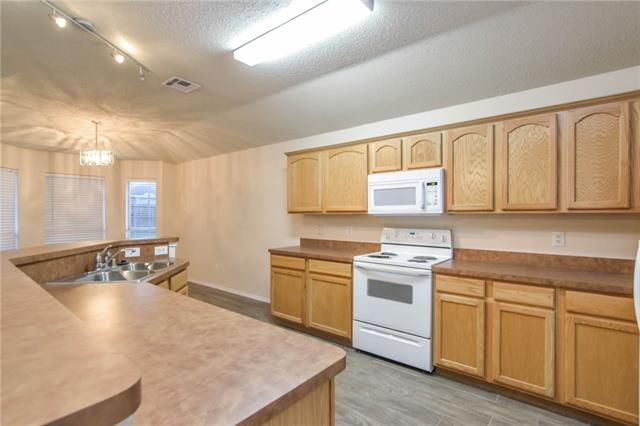 Foto del edificio - 5505 Cedar Elm Dr