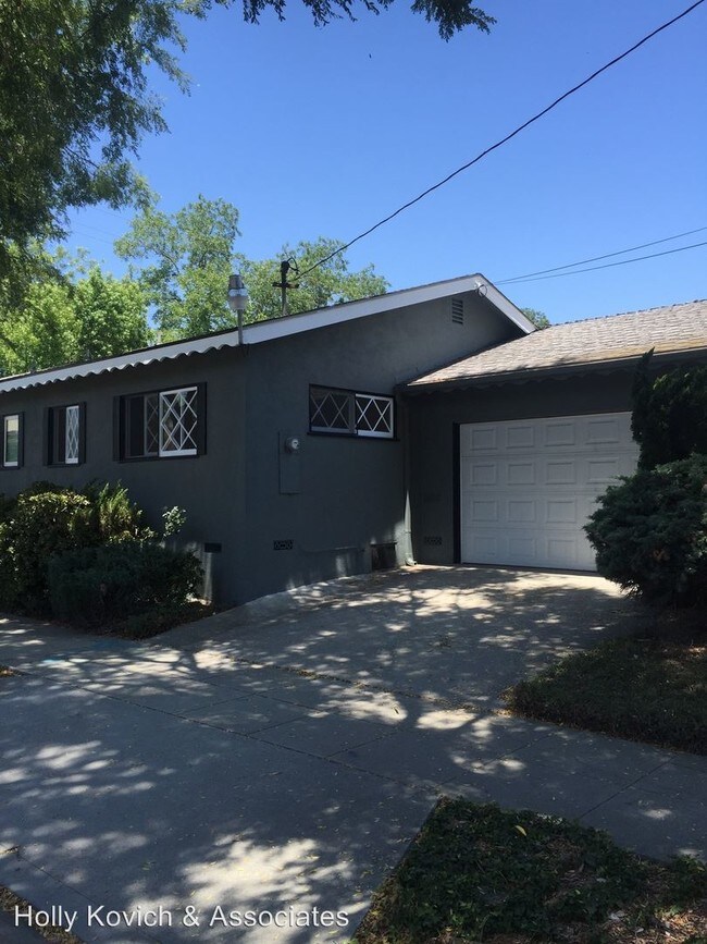 Building Photo - 3300 California Ave