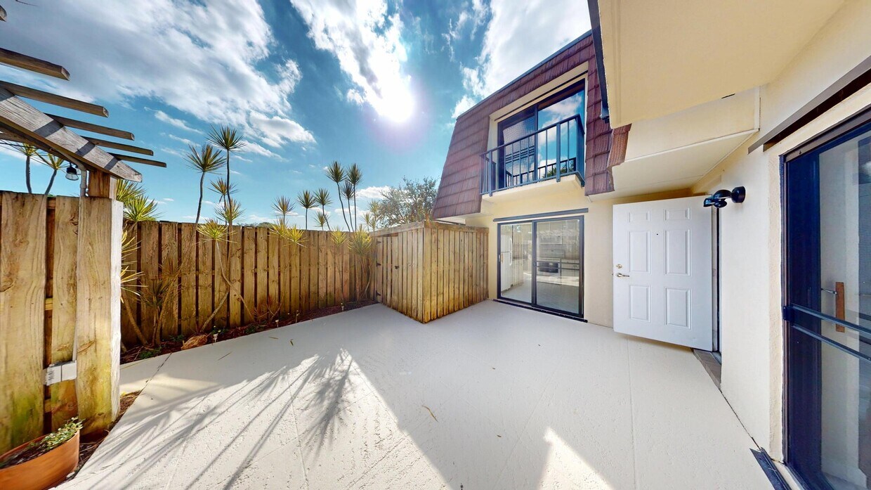 Foto principal - 306 3rd Ln