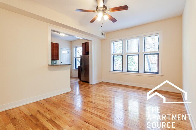 Building Photo - 3523 N Racine Ave